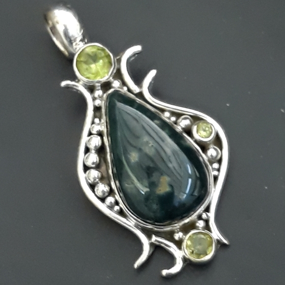 Ocean Jasper & Peridot  Sterling Silver Pendant - Picture 2 of 8